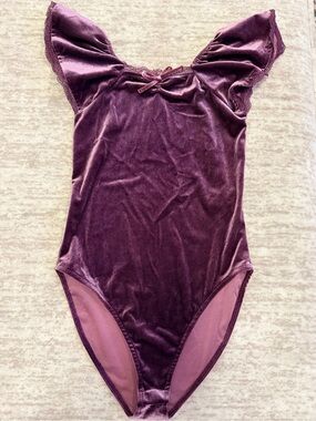 Zara Girls Velvet One-Piece in Plum